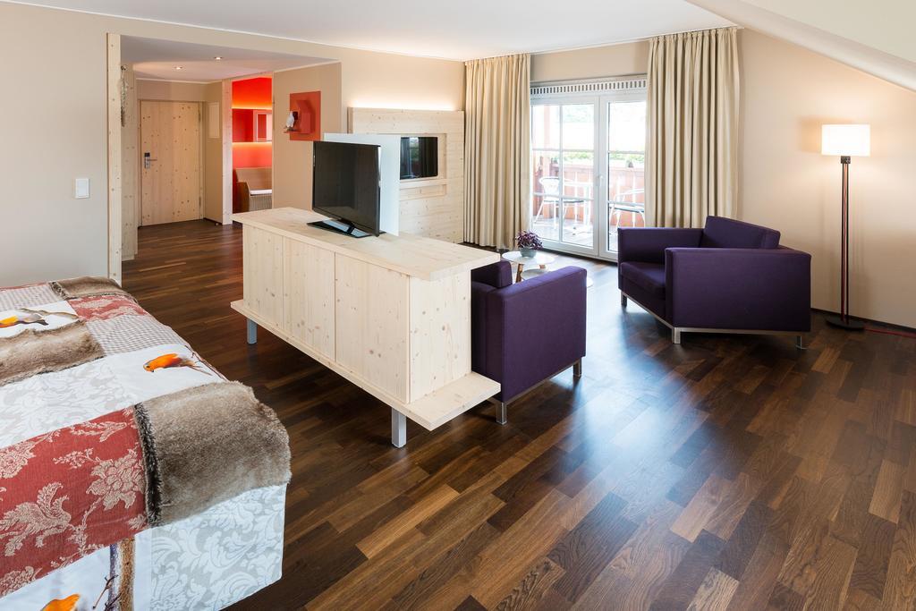 Hotel Feldmochinger Hof Monachium Zewnętrze zdjęcie